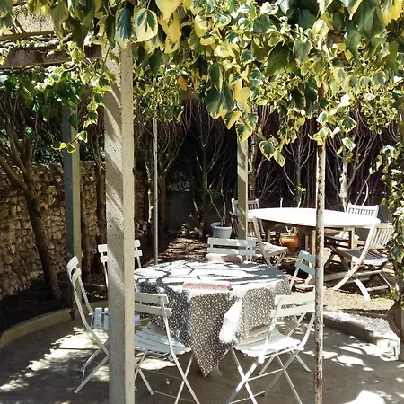 Authentique Gite 1950 Poitiers Futuroscope Aquascope, 1A9Prsn, 3 Pkg, 3 Etoiles A 6Prsn Et 3 Appoints Eco-Responsable Holiday home Poitiers