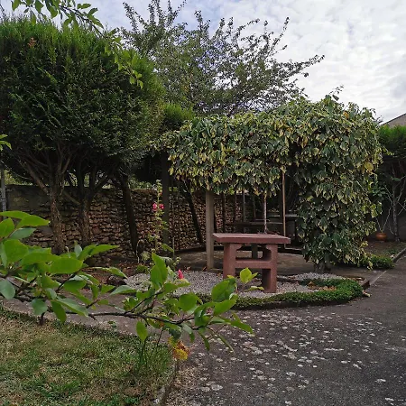 Authentique Gite 1950 Poitiers Futuroscope Aquascope, 1A9Prsn, 3 Pkg, 3 Etoiles A 6Prsn Et 3 Appoints Eco-Responsable Poitiers