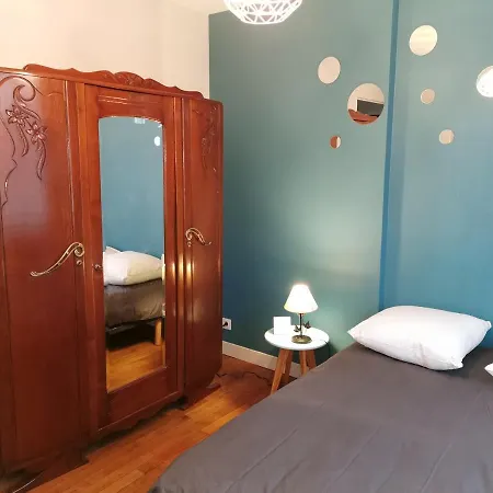 Authentique Gite 1950 Poitiers Futuroscope Aquascope, 1A9Prsn, 3 Pkg, 3 Etoiles A 6Prsn Et 3 Appoints Eco-Responsable Poitiers