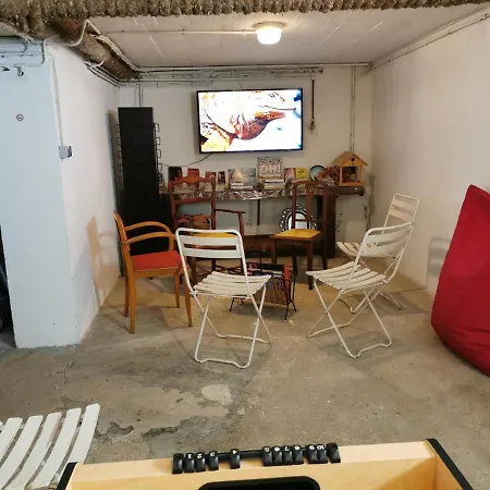 Authentique Gite 1950 Poitiers Futuroscope Aquascope, 1A9Prsn, 3 Pkg, 3 Etoiles A 6Prsn Et 3 Appoints Eco-Responsable Poitiers