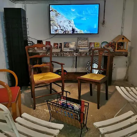 Authentique Gite 1950 Poitiers Futuroscope Aquascope, 1A9Prsn, 3 Pkg, 3 Etoiles A 6Prsn Et 3 Appoints Eco-Responsable Holiday home