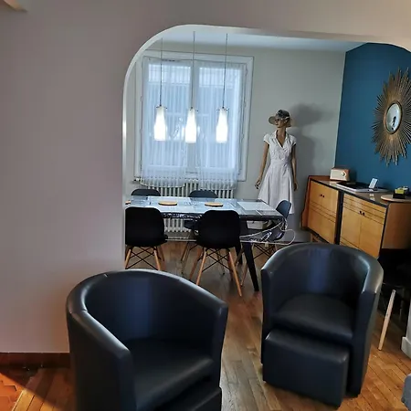 Authentique Gite 1950 Poitiers Futuroscope Aquascope, 1A9Prsn, 3 Pkg, 3 Etoiles A 6Prsn Et 3 Appoints Eco-Responsable Poitiers