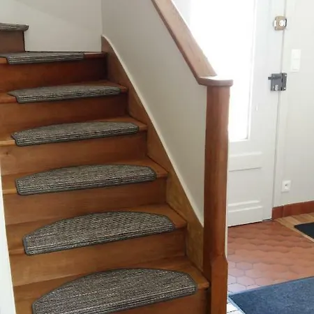 Authentique Gite 1950 Poitiers Futuroscope Aquascope, 1A9Prsn, 3 Pkg, 3 Etoiles A 6Prsn Et 3 Appoints Eco-Responsable Holiday home