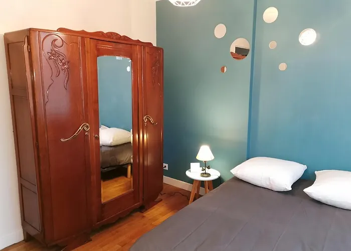 Authentique Gite 1950 Poitiers Futuroscope Aquascope, 1A9Prsn, 3 Pkg, 3 Etoiles A 6Prsn Et 3 Appoints Eco-Responsable Poitiers