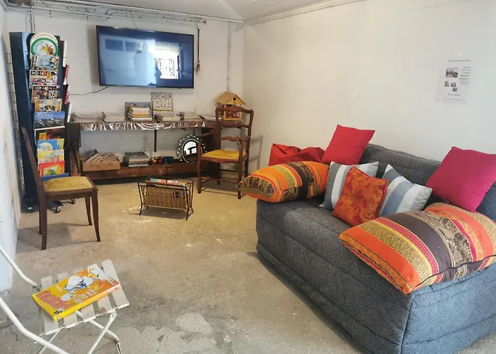 Authentique Gite 1950 Poitiers Futuroscope Aquascope, 1A9Prsn, 3 Pkg, 3 Etoiles A 6Prsn Et 3 Appoints Eco-Responsable Poitiers