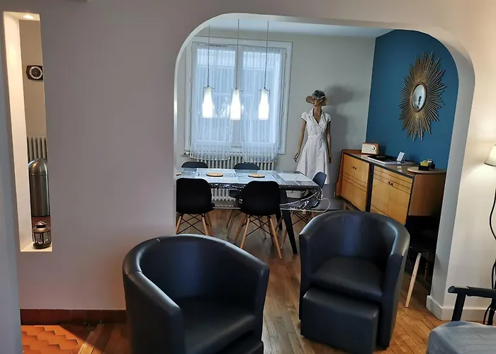 Authentique Gite 1950 Poitiers Futuroscope Aquascope, 1A9Prsn, 3 Pkg, 3 Etoiles A 6Prsn Et 3 Appoints Eco-Responsable Poitiers