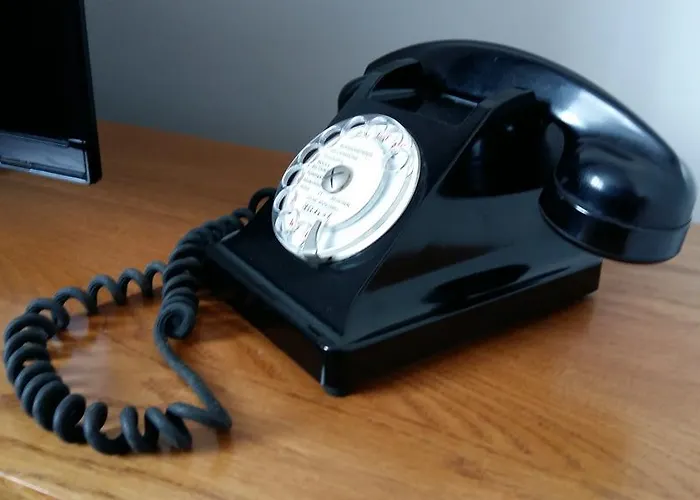 Authentique Gite 1950 Poitiers Futuroscope Aquascope, 1A9Prsn, 3 Pkg, 3 Etoiles A 6Prsn Et 3 Appoints Eco-Responsable Poitiers